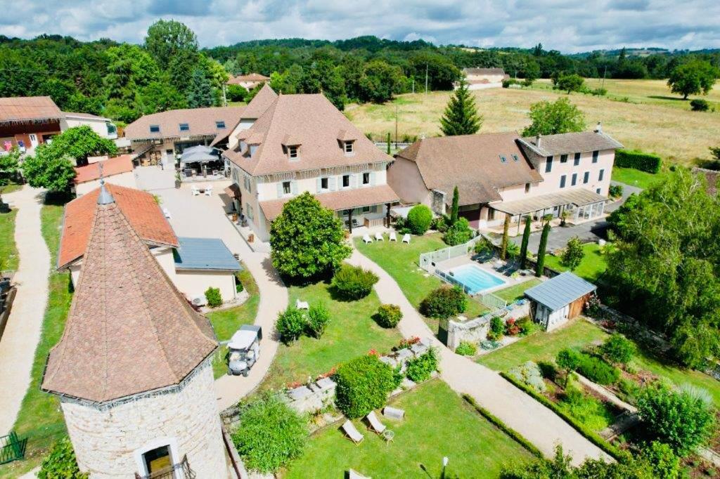 Les Villas Du Domaine De Suzel Vignieu Εξωτερικό φωτογραφία