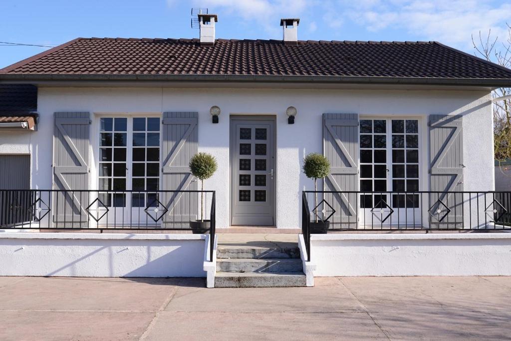 Les Villas Du Domaine De Suzel Vignieu Εξωτερικό φωτογραφία