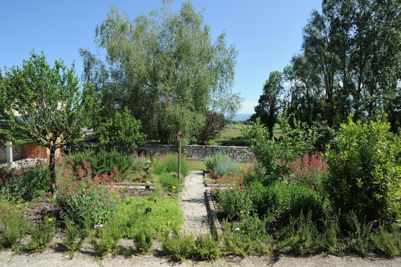 Les Villas Du Domaine De Suzel Vignieu Εξωτερικό φωτογραφία