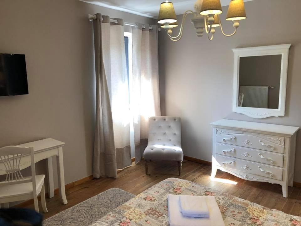 Les Villas Du Domaine De Suzel Vignieu Εξωτερικό φωτογραφία