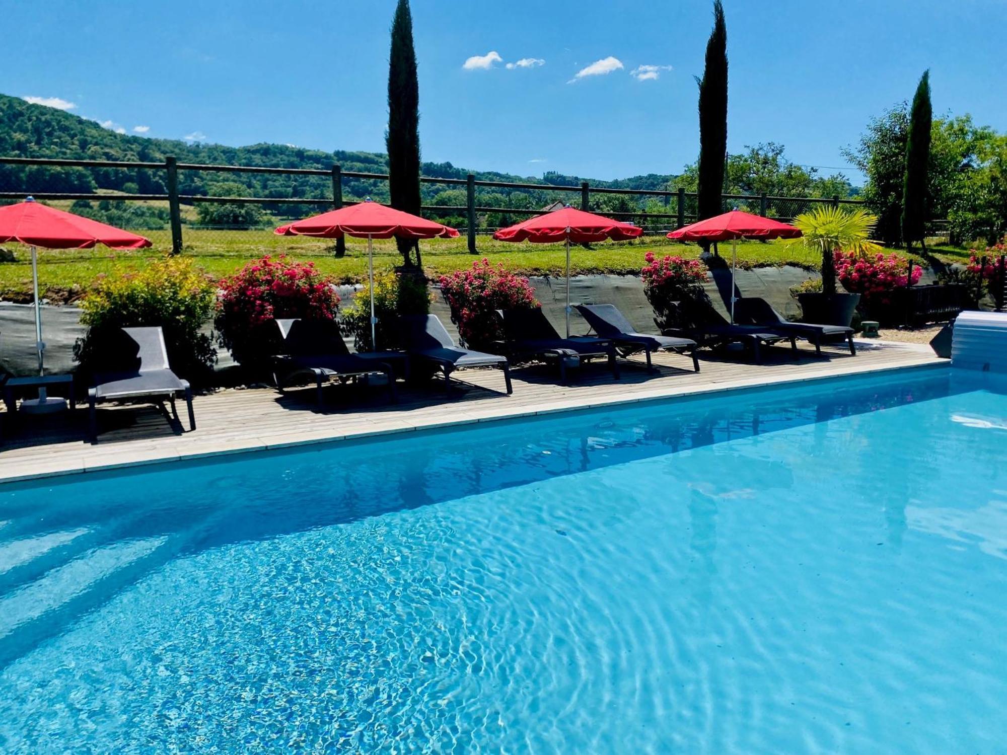Les Villas Du Domaine De Suzel Vignieu Εξωτερικό φωτογραφία
